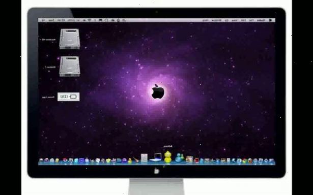 Hoe u handmatig de kleur van je dock te wijzigen in Mac OS X Leopard. Ga naar Macintosh HD> systeem> Bibliotheek> CoreServices> dock.